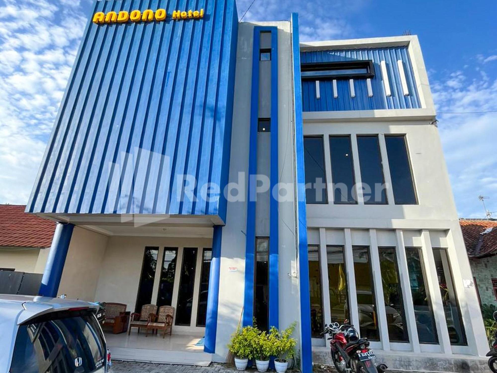 Hotel Andono Near Yia Mitra Reddoorz ยอกยาการ์ตา ภายนอก รูปภาพ